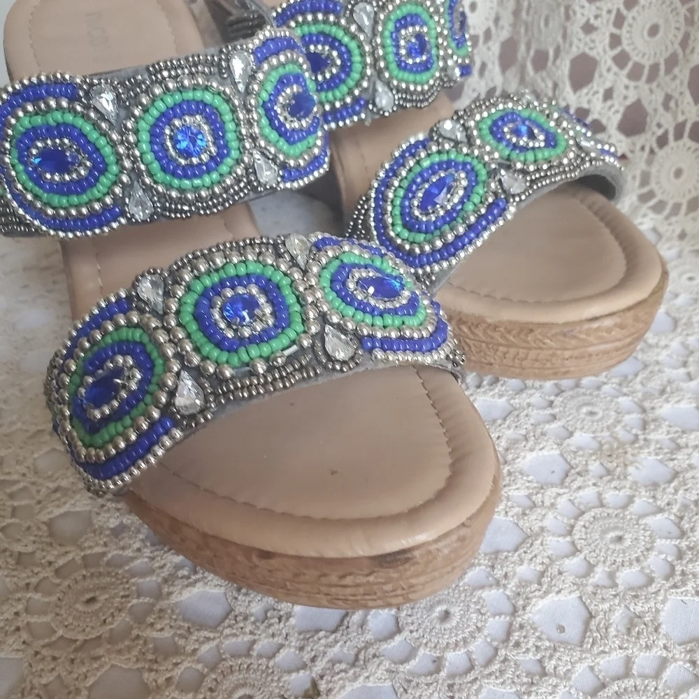 Nicole Platform